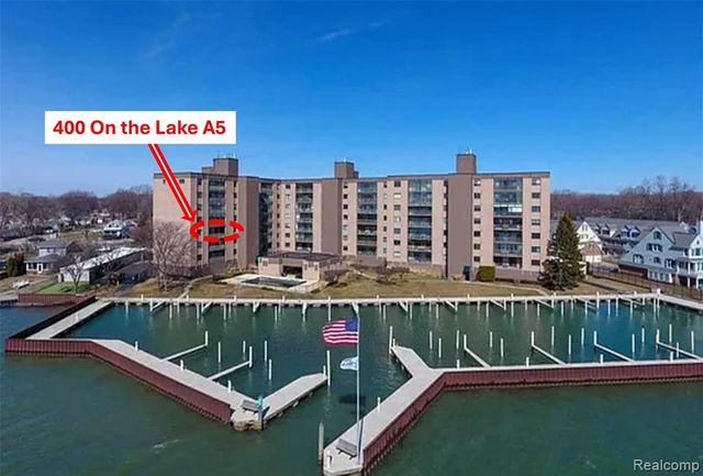 34432 Jefferson Avenue, Harrison Twp, MI 48045