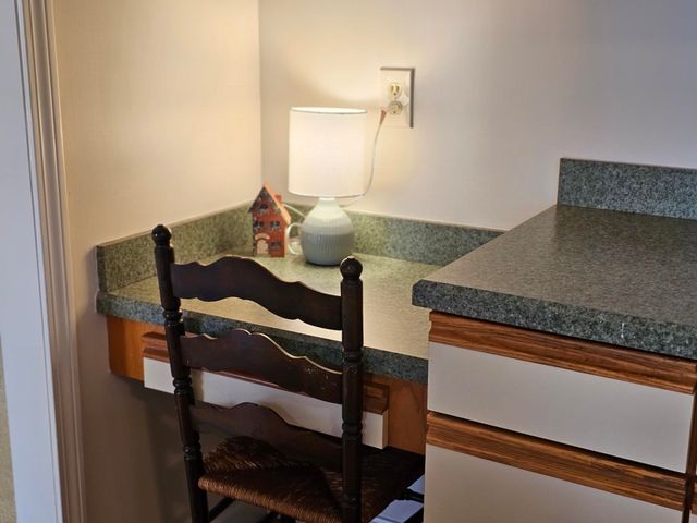 16 Walden Pond Drive, Nashua, NH 03064