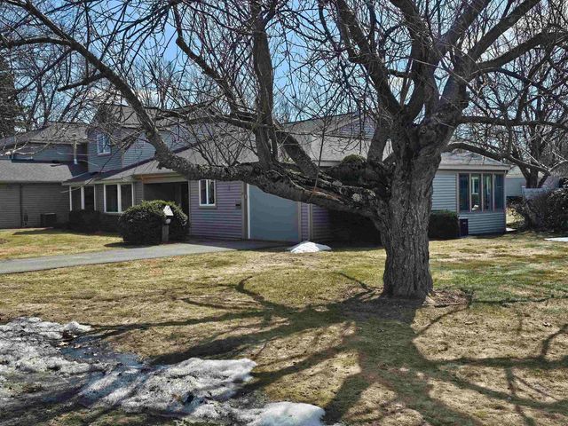 16 Walden Pond Drive, Nashua, NH 03064