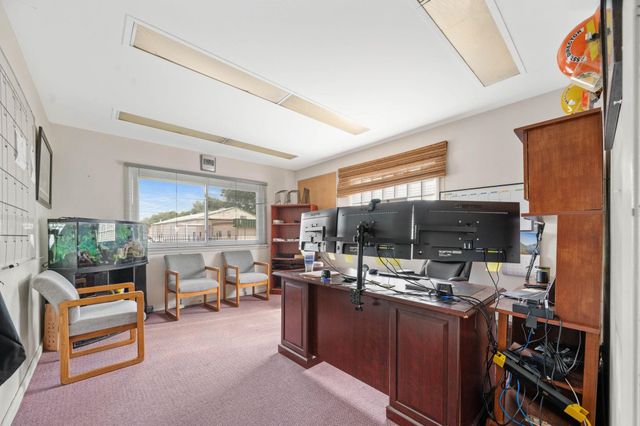 1224 W 6th Ave, El Dorado, KS 67042