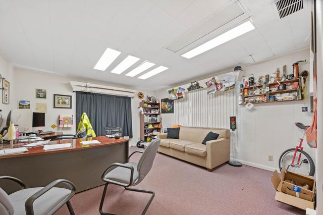 1224 W 6th Ave, El Dorado, KS 67042