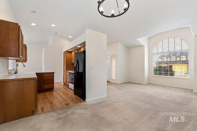 44 S Firwood Ave, Eagle, ID 83616