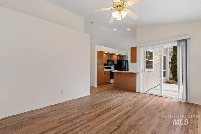 44 S Firwood Ave, Eagle, ID 83616