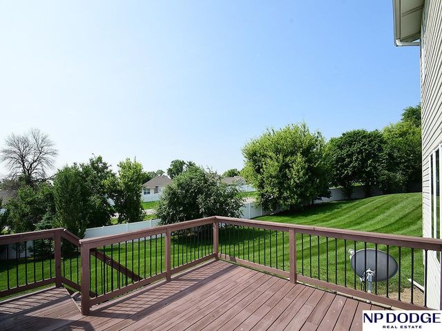 9217 Arcadia Avenue, Omaha, NE 68134