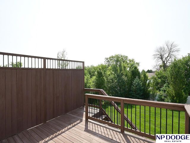 9217 Arcadia Avenue, Omaha, NE 68134