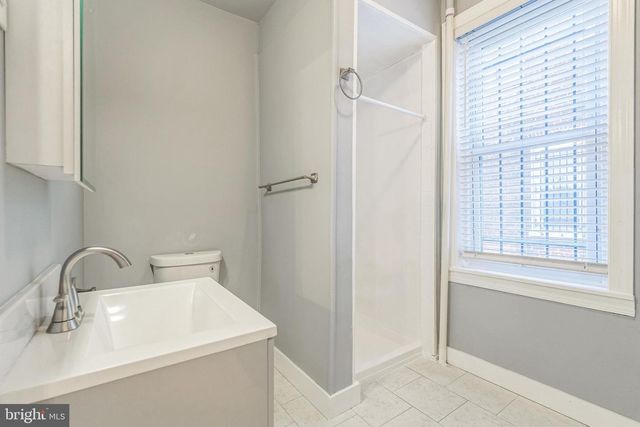 232 N CREIGHTON ST, Philadelphia, PA 19139