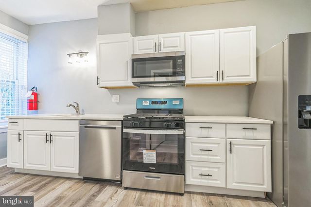 232 N CREIGHTON ST, Philadelphia, PA 19139