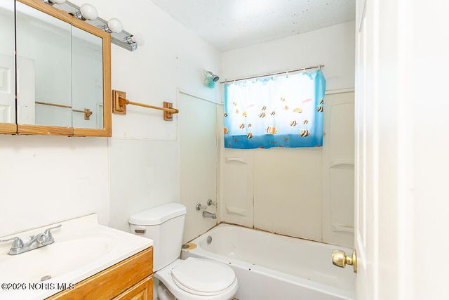 3527 N Erie Street, Toledo, OH 43611