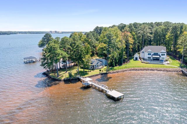 8293 Luckey Point Road, Denver, NC 28037