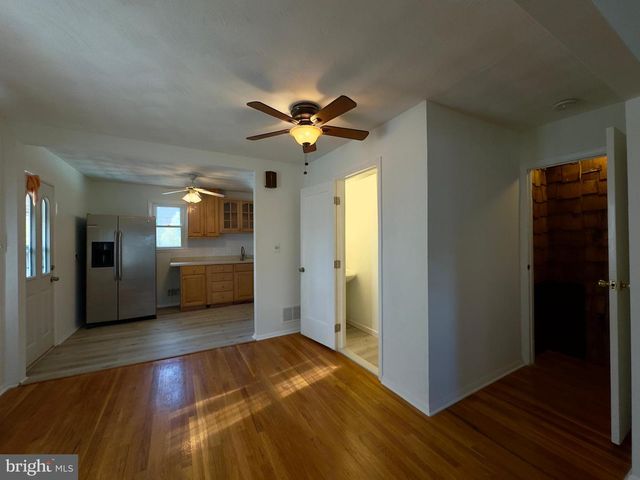 5676 UTRECHT RD, Baltimore, MD 21206