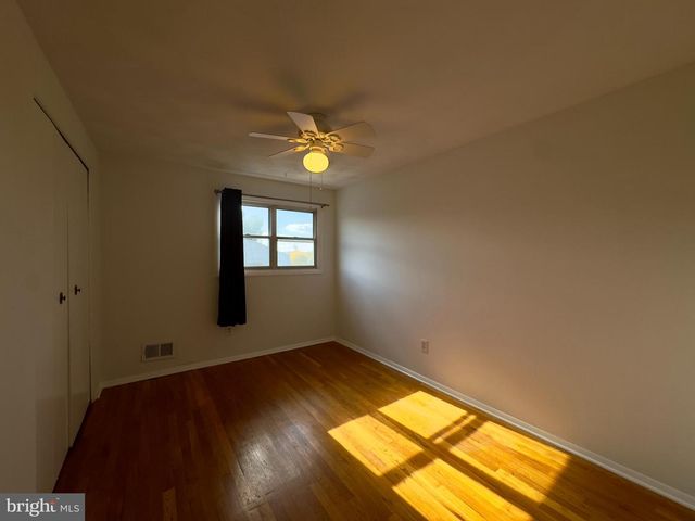 5676 UTRECHT RD, Baltimore, MD 21206