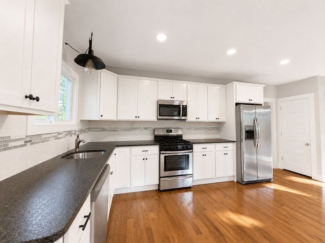 186 Prospect St, Leominster, MA 01453