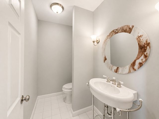 186 Prospect St, Leominster, MA 01453