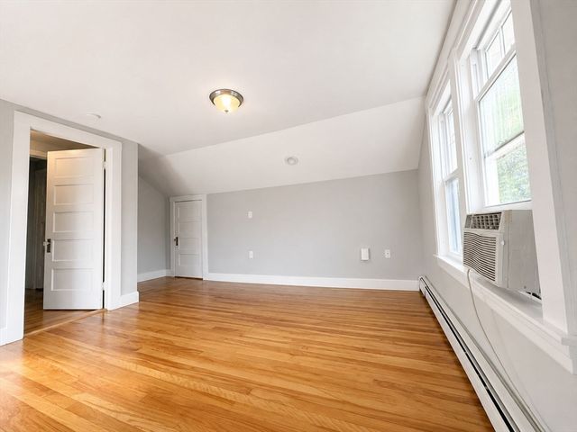 186 Prospect St, Leominster, MA 01453