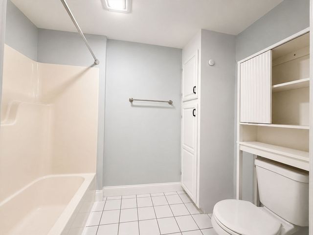 186 Prospect St, Leominster, MA 01453