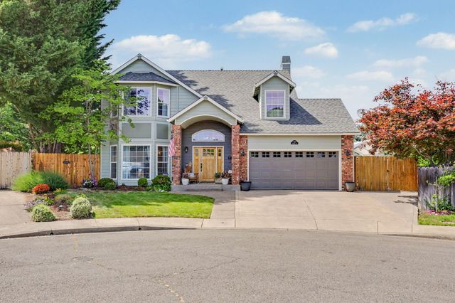 575 Carriage Court, Jacksonville, OR 97530