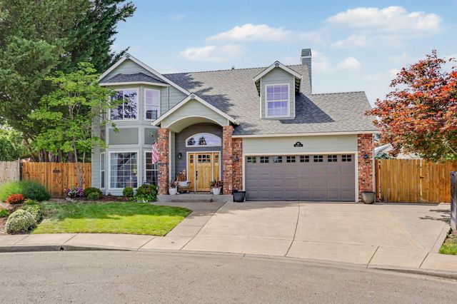 575 Carriage Court, Jacksonville, OR 97530