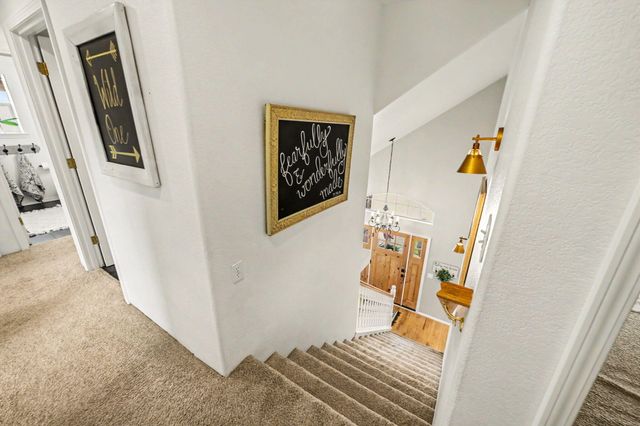575 Carriage Court, Jacksonville, OR 97530