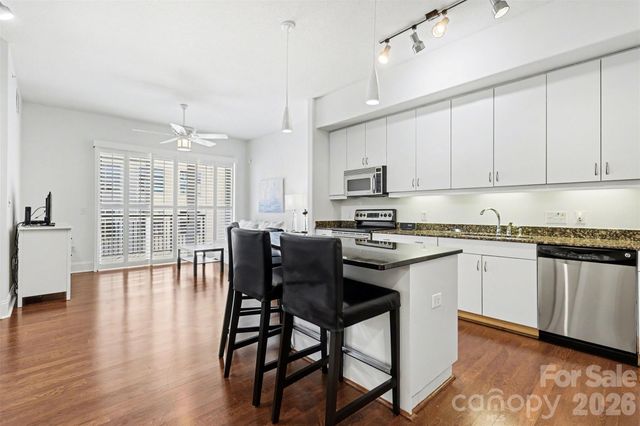 4625 Piedmont Row Drive 601, Charlotte, NC 28210