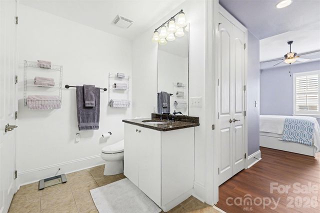 4625 Piedmont Row Drive 601, Charlotte, NC 28210