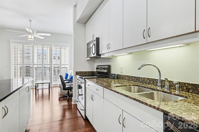 4625 Piedmont Row Drive 601, Charlotte, NC 28210