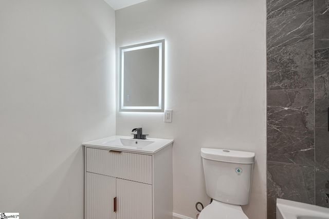 279 Pioneer Place, Spartanburg, SC 29301