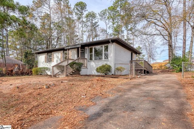 279 Pioneer Place, Spartanburg, SC 29301