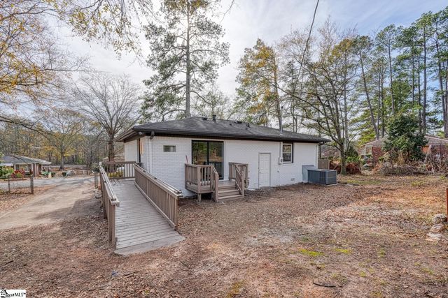 279 Pioneer Place, Spartanburg, SC 29301