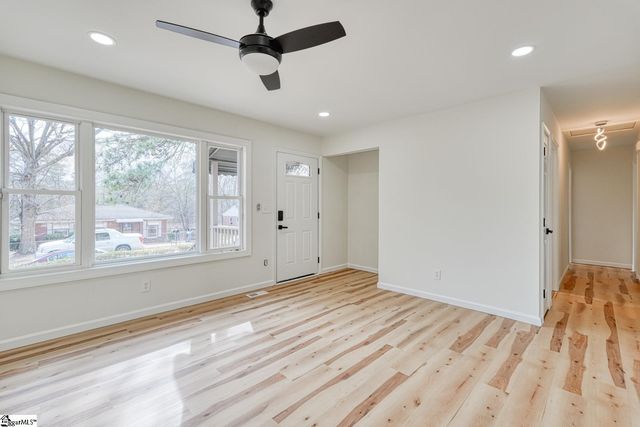 279 Pioneer Place, Spartanburg, SC 29301