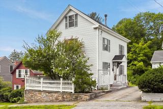 58 Morton St, Andover, MA 01810