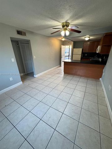 652 NW 3rd St 104, Miami, FL 33128