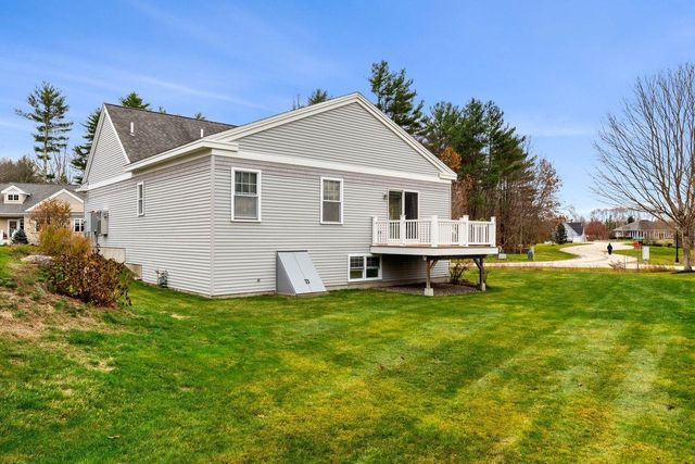 12 Mill Pond Road, Brentwood, NH 03833