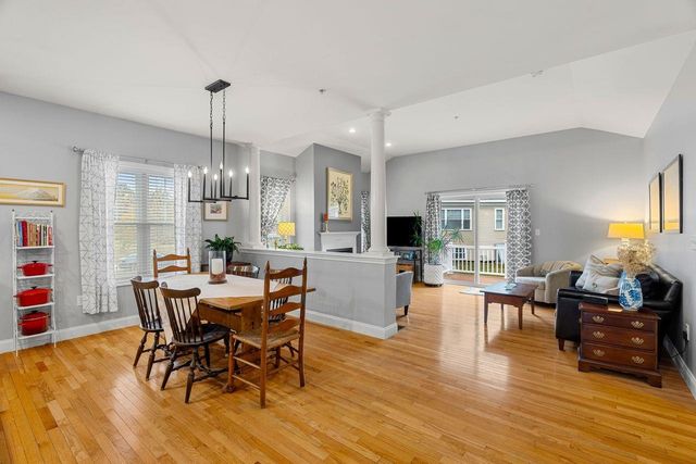 12 Mill Pond Road, Brentwood, NH 03833