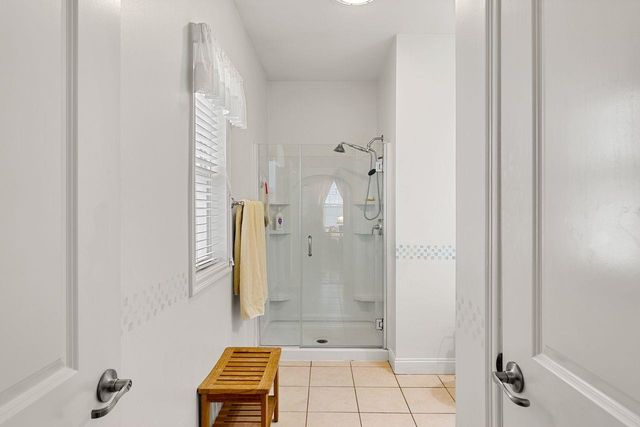 12 Mill Pond Road, Brentwood, NH 03833