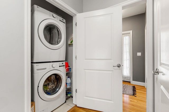 12 Mill Pond Road, Brentwood, NH 03833