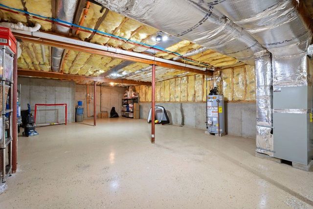 12 Mill Pond Road, Brentwood, NH 03833