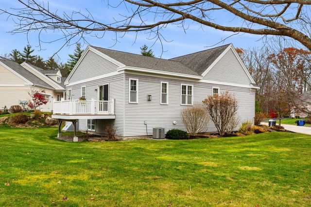 12 Mill Pond Road, Brentwood, NH 03833