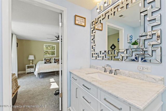 17504 Thomas Boulevard, Hudson, FL 34667