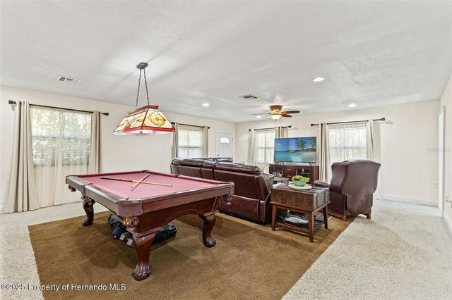 17504 Thomas Boulevard, Hudson, FL 34667