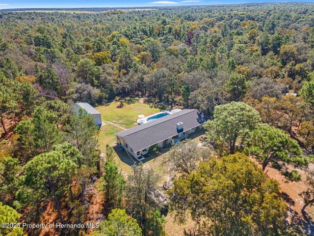 17504 Thomas Boulevard, Hudson, FL 34667
