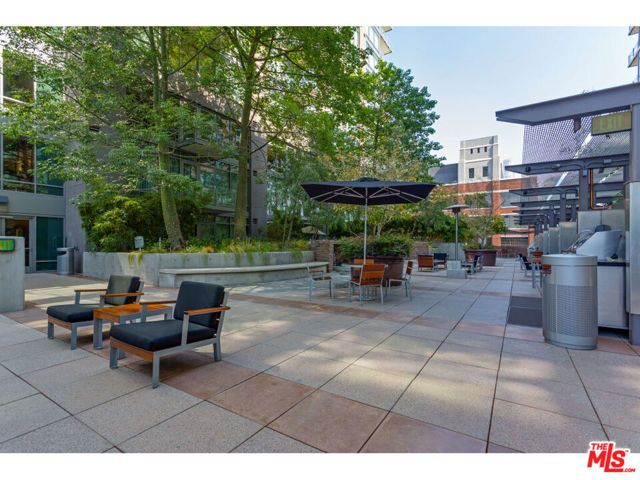1111 S Grand Avenue 405, Los Angeles, CA 90015