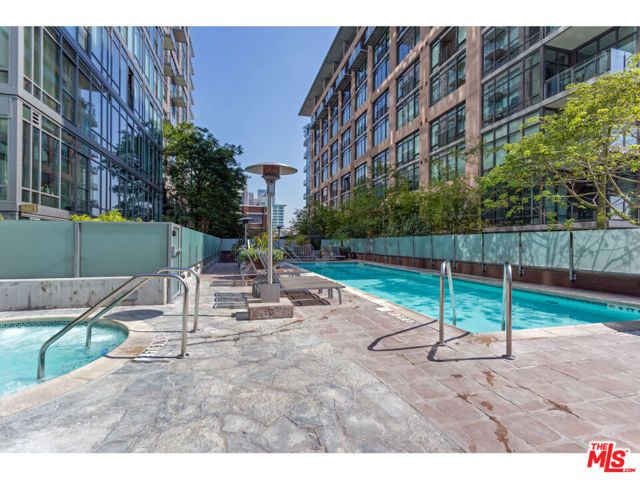 1111 S Grand Avenue 405, Los Angeles, CA 90015