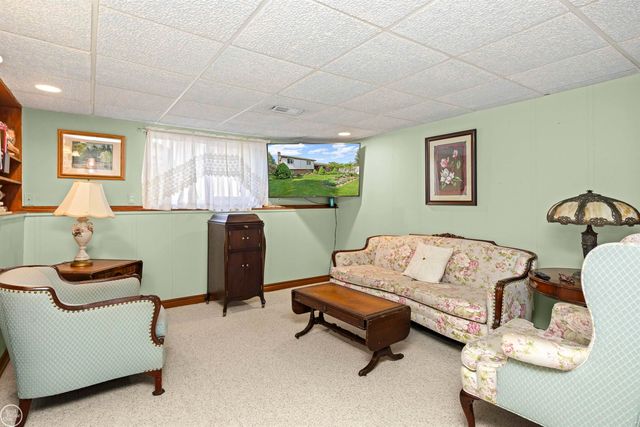 28329 E Blom Drive, Harrison Twp, MI 48045