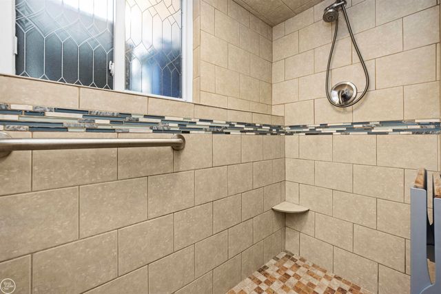 28329 E Blom Drive, Harrison Twp, MI 48045