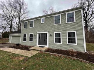 9225 Sea Wind Place, Fort Wayne, IN 46804