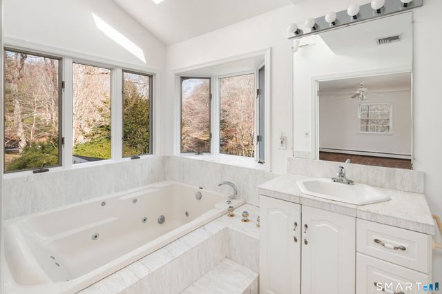 223 Red Fox Road, Stamford, CT 06903