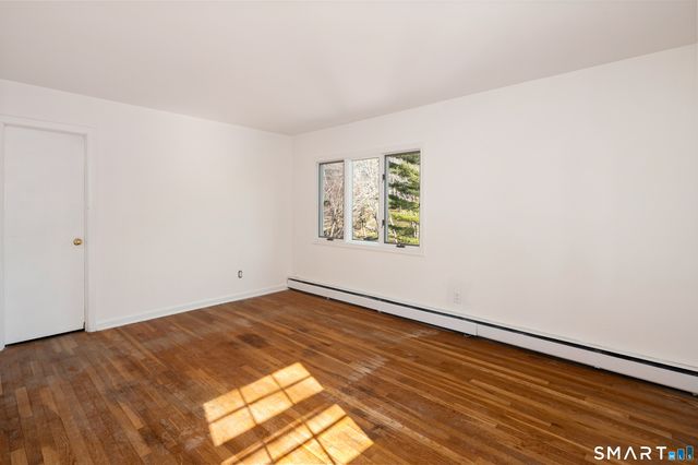 223 Red Fox Road, Stamford, CT 06903