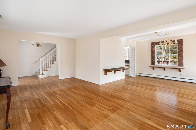 223 Red Fox Road, Stamford, CT 06903