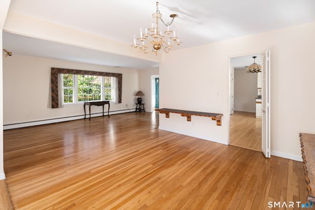 223 Red Fox Road, Stamford, CT 06903