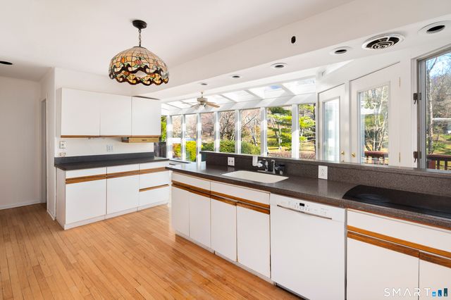 223 Red Fox Road, Stamford, CT 06903